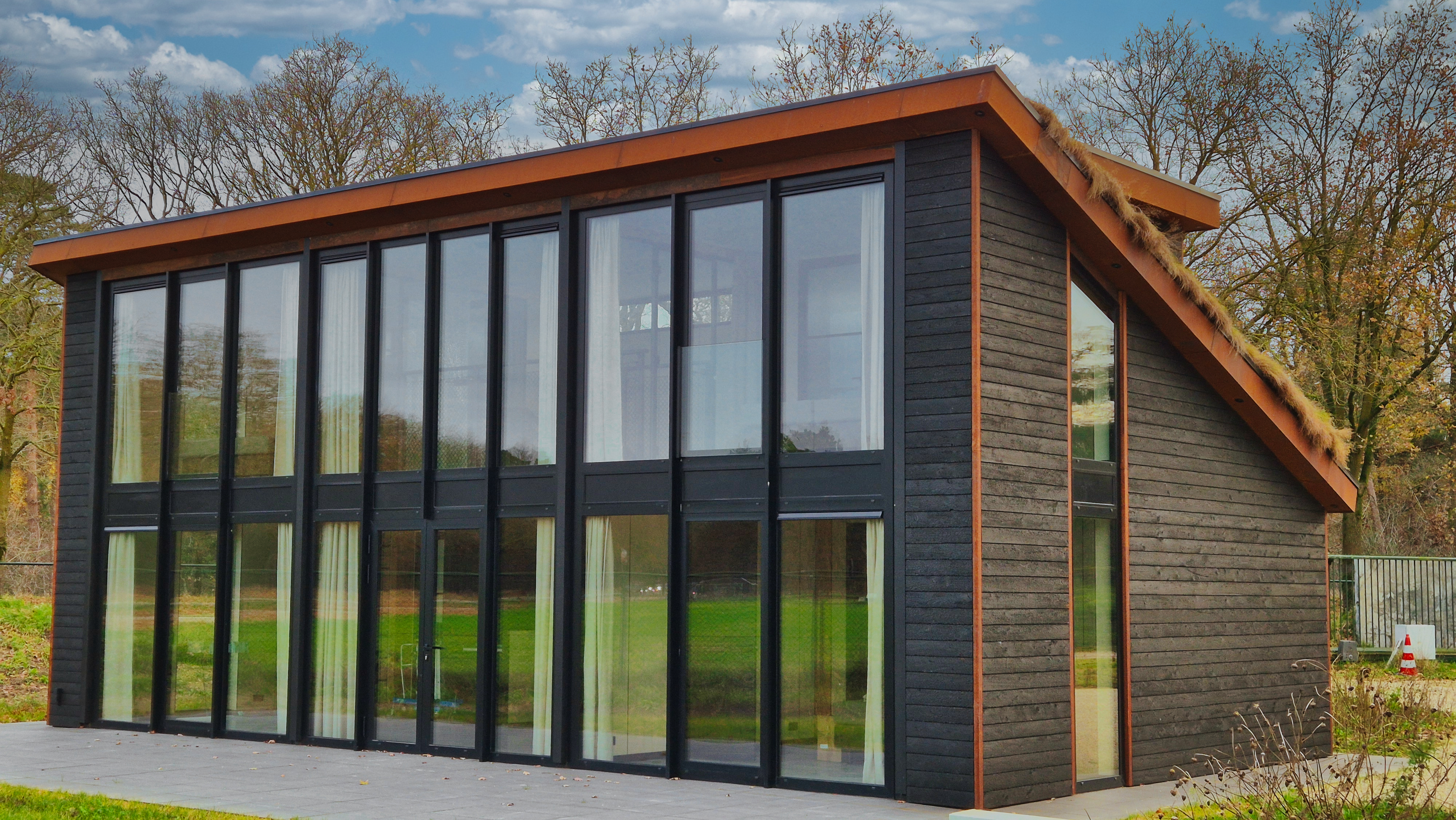 aliplast-genesis-75-nowoczesne-budynki.