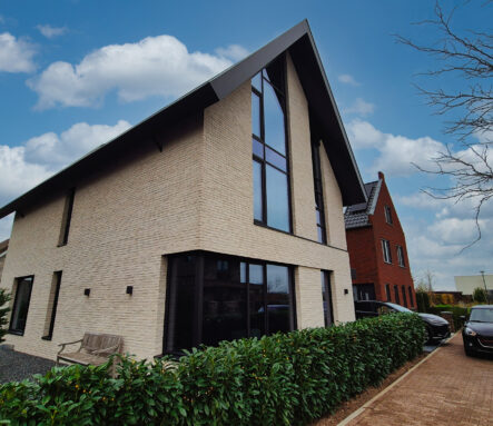 reynaers-slim-line-38-nowoczesna-villa